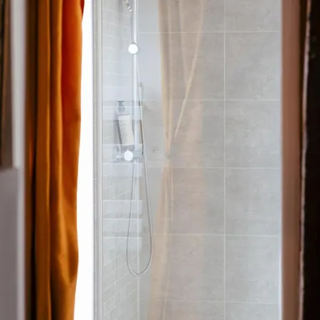 Eveil 4 Le Refuge Lumière Sous Les Toits De Appartement *