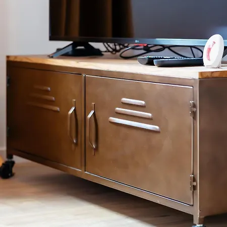 Eveil 4 Le Refuge Lumiere Sous Les Toits De *